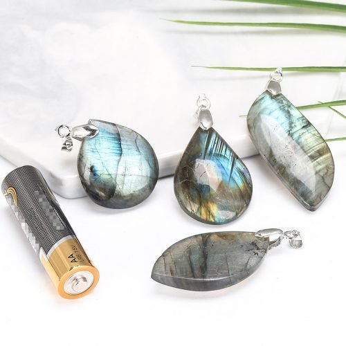 Irregular Labradorite
